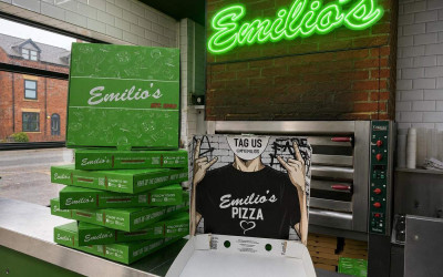 The Pizza Box That Turns Customers Into Advertisers